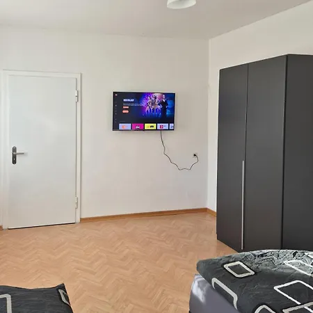 Hostel Wynajem Pokoi W Ruehle *